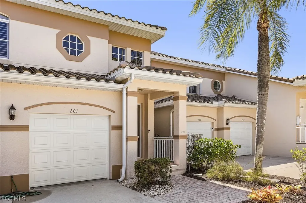 9060 Palmas Grandes Boulevard Bonita Springs FL 34135