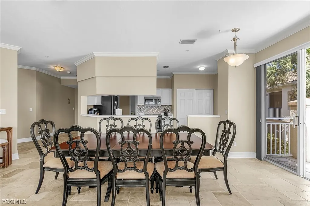 9060 Palmas Grandes Boulevard Bonita Springs FL 34135