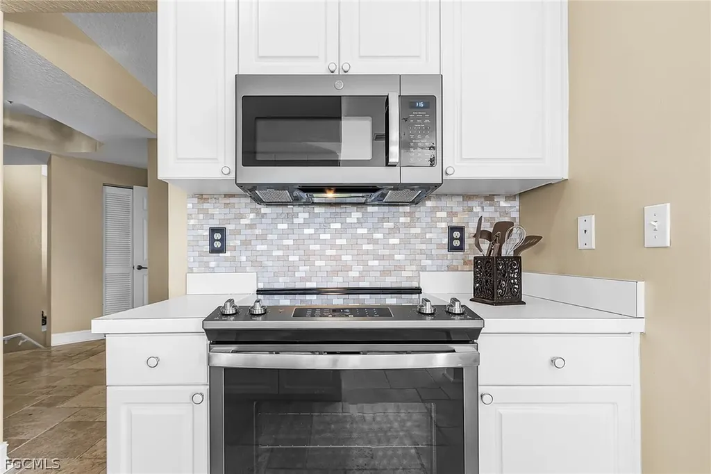 9060 Palmas Grandes Boulevard Bonita Springs FL 34135