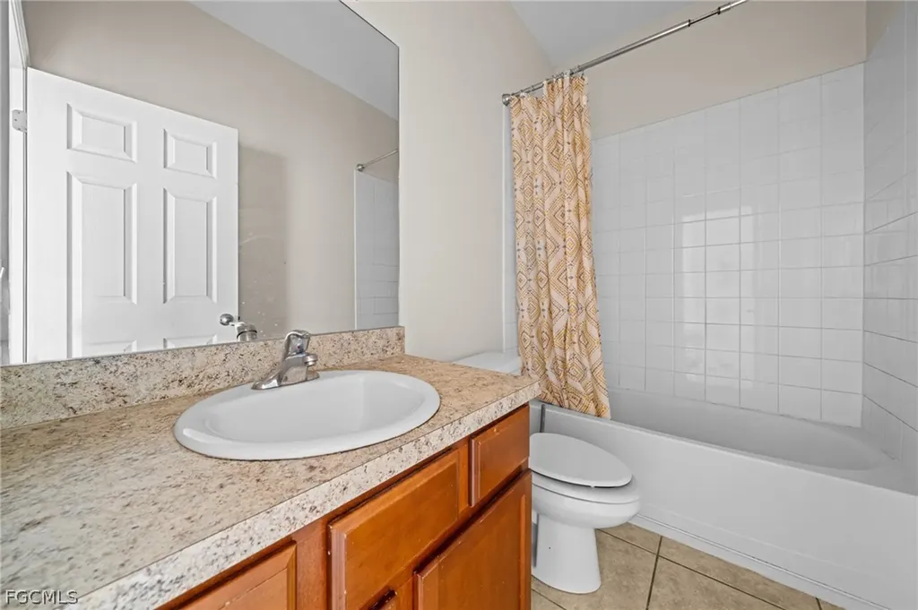 2210 SW 19th Avenue Cape Coral FL 33991