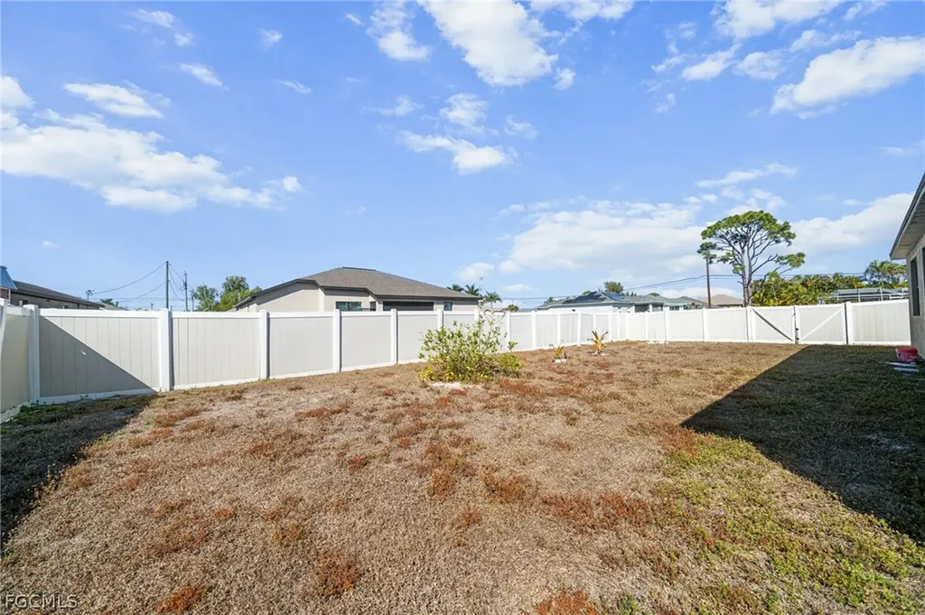 2210 SW 19th Avenue Cape Coral FL 33991