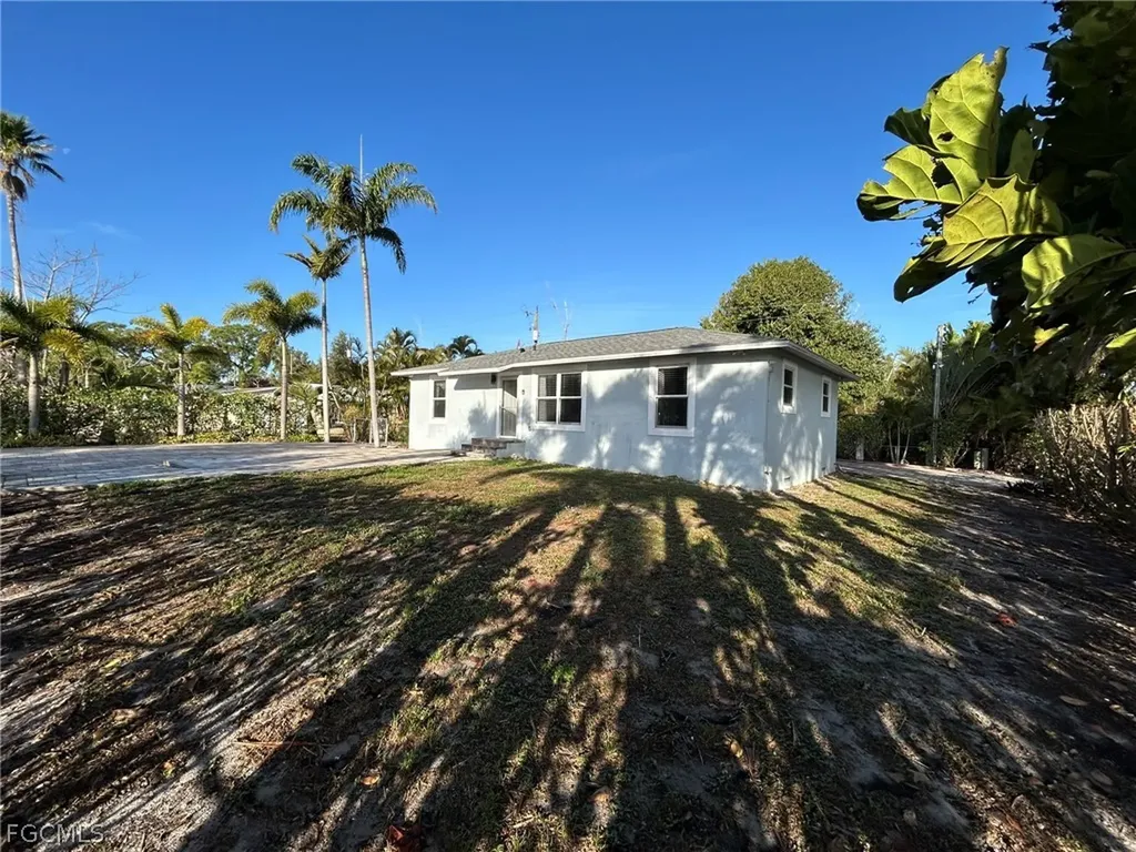 7072 Sundiet Boulevard Bokeelia FL 33922