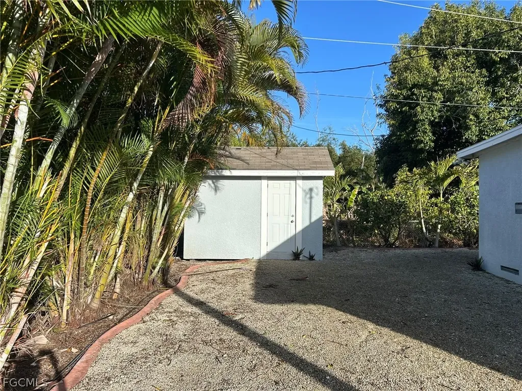 7072 Sundiet Boulevard Bokeelia FL 33922