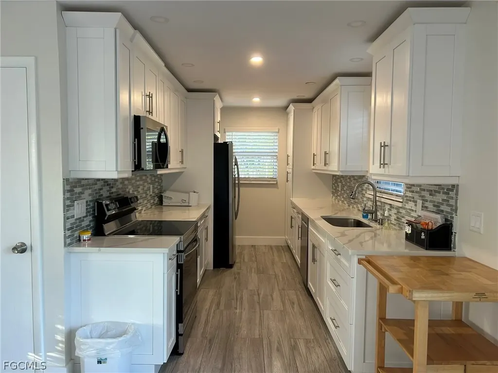 7072 Sundiet Boulevard Bokeelia FL 33922