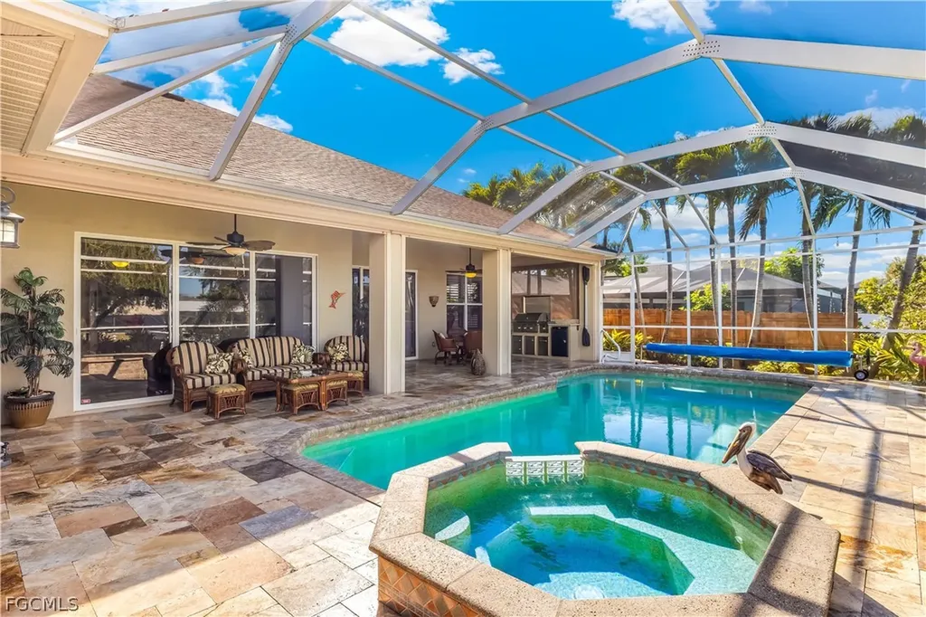 2205 SE 16th Street Cape Coral FL 33990