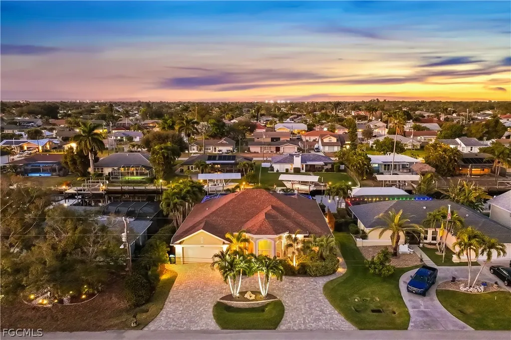 2205 SE 16th Street Cape Coral FL 33990