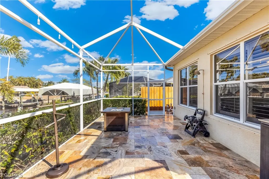 2205 SE 16th Street Cape Coral FL 33990