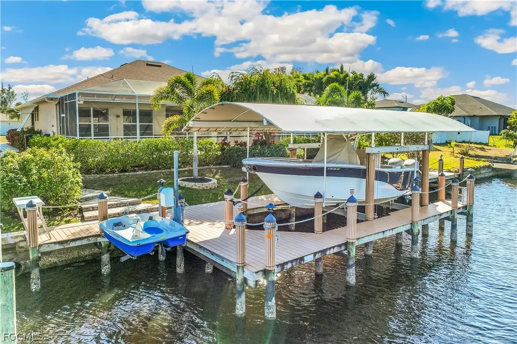 2205 SE 16th Street Cape Coral FL 33990