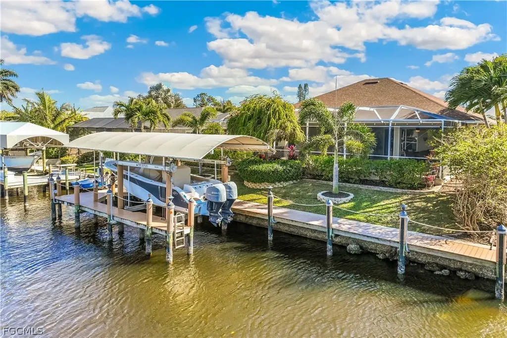 2205 SE 16th Street Cape Coral FL 33990