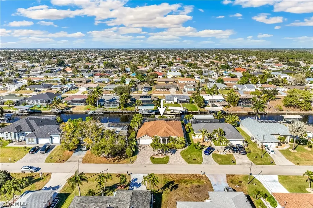 2205 SE 16th Street Cape Coral FL 33990