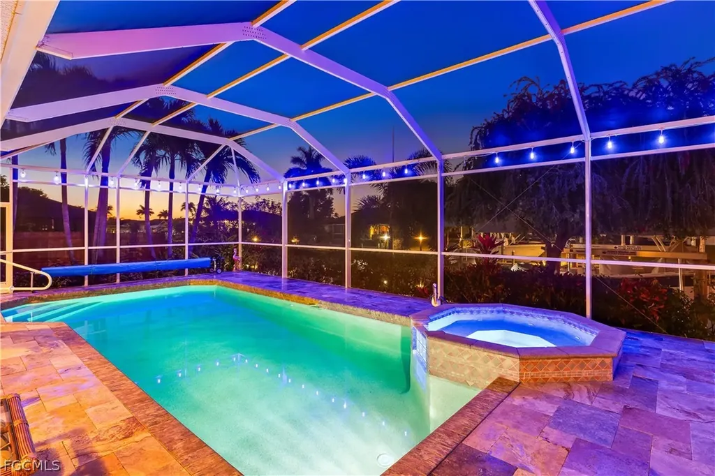 2205 SE 16th Street Cape Coral FL 33990
