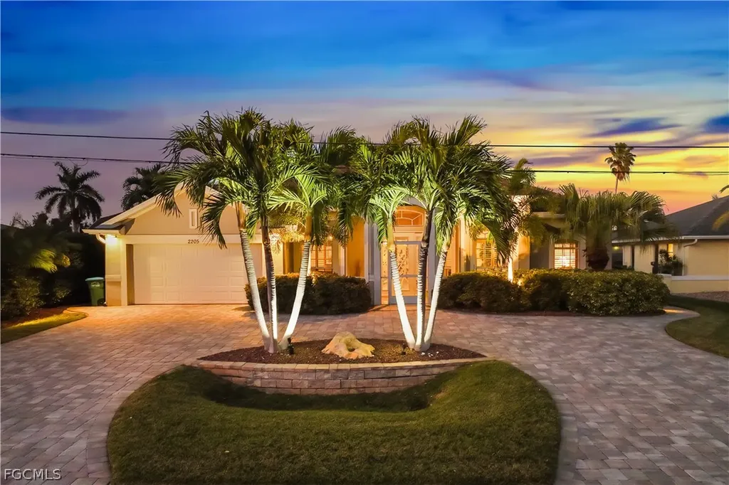 2205 SE 16th Street Cape Coral FL 33990