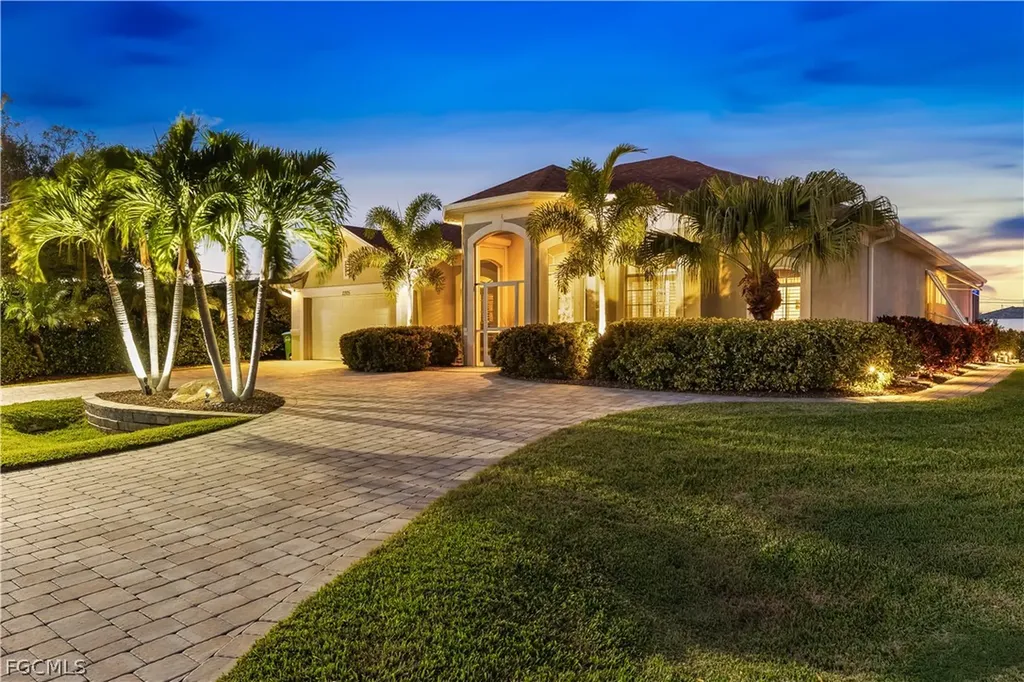 2205 SE 16th Street Cape Coral FL 33990