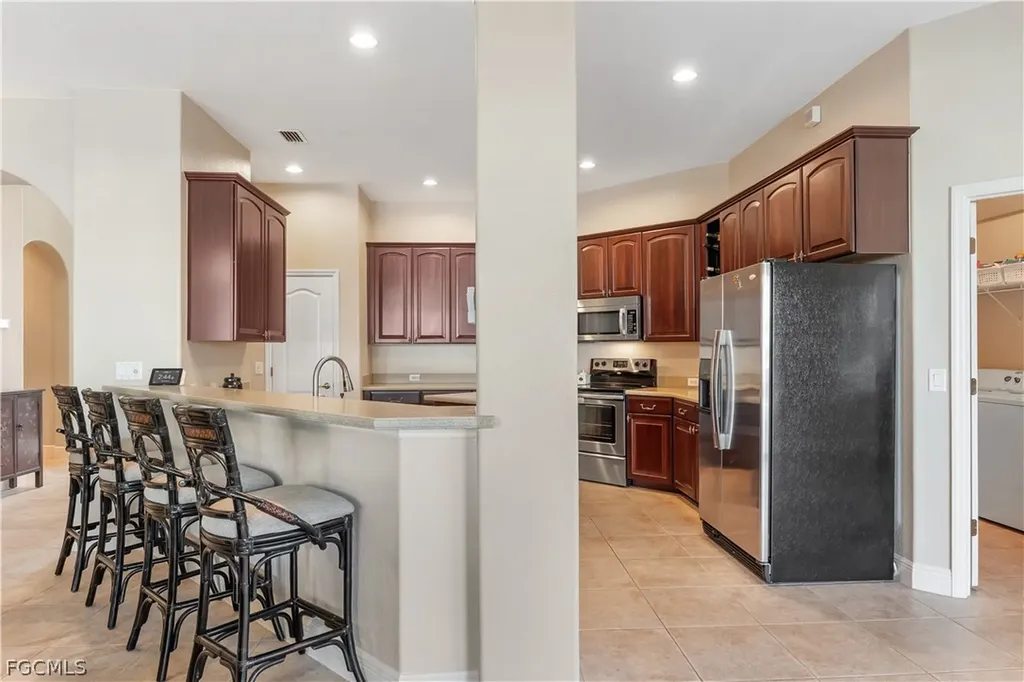 2205 SE 16th Street Cape Coral FL 33990