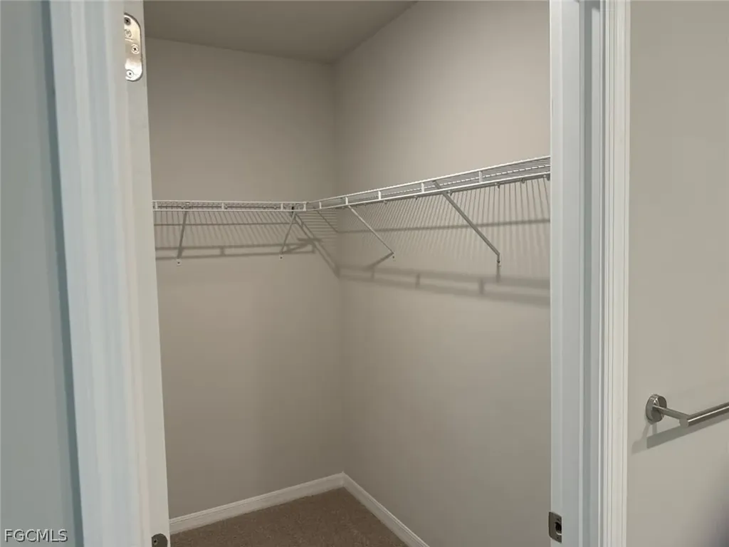 522 NW 7th Street Cape Coral FL 33993