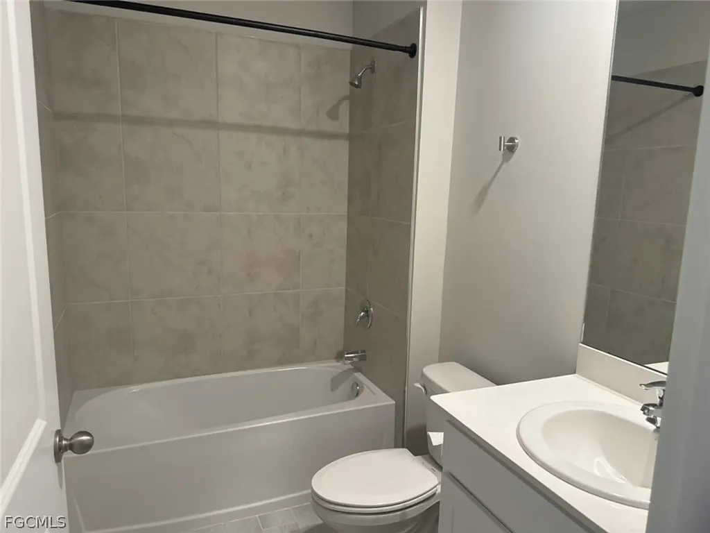 522 NW 7th Street Cape Coral FL 33993