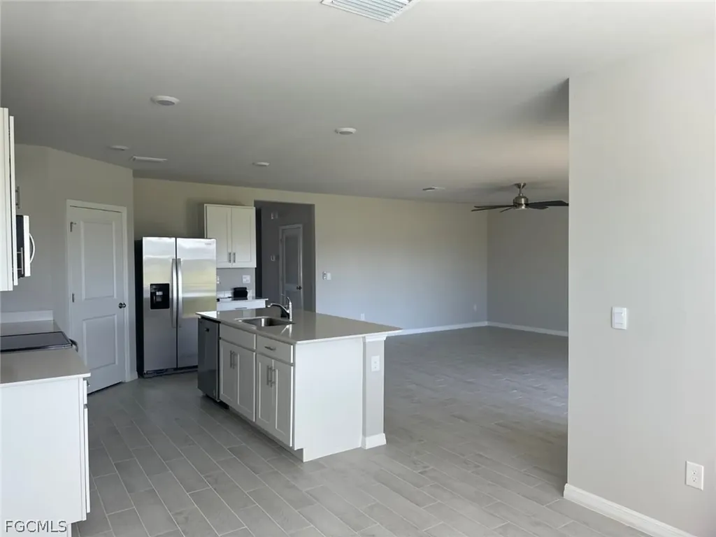 522 NW 7th Street Cape Coral FL 33993