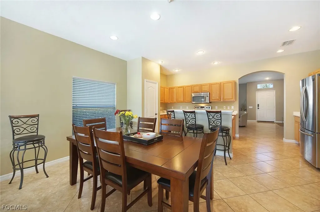 2518 Verdmont Court Cape Coral FL 33991