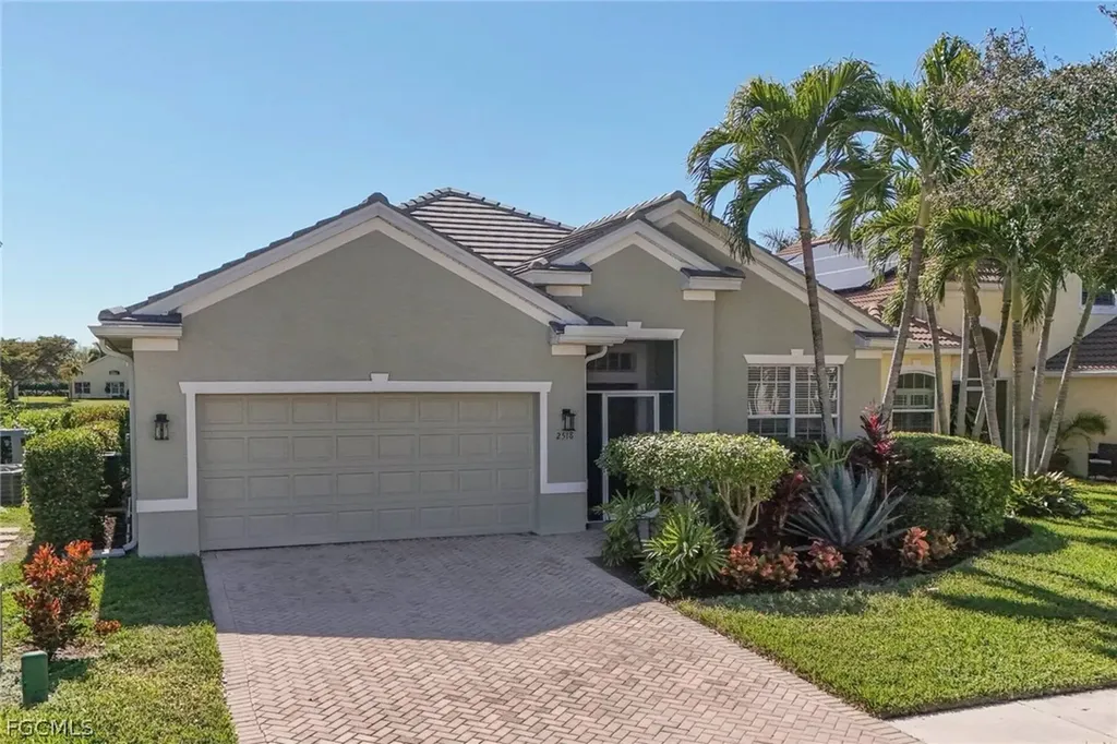 2518 Verdmont Court Cape Coral FL 33991