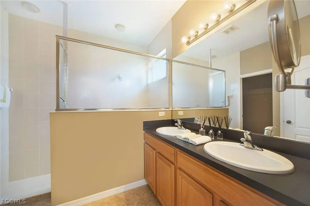2518 Verdmont Court Cape Coral FL 33991