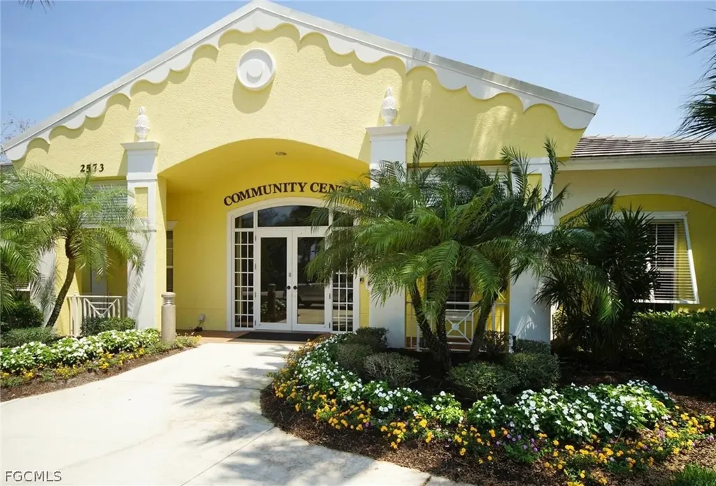 2518 Verdmont Court Cape Coral FL 33991
