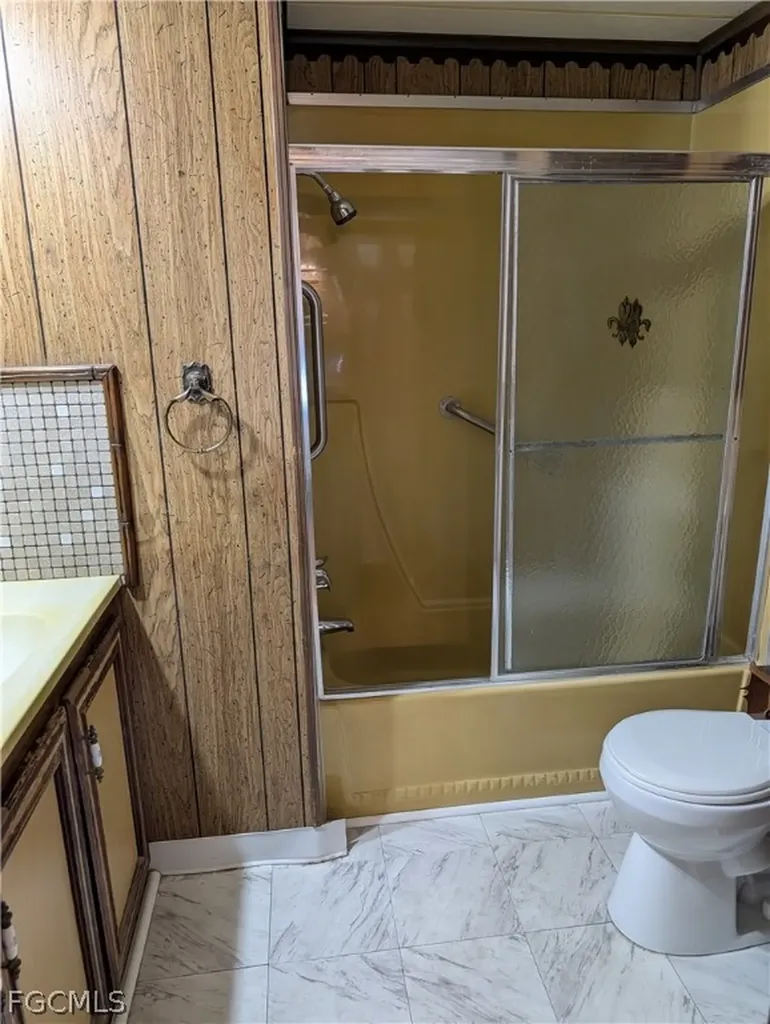 807 Holly Berry Court North Fort Myers FL 33917