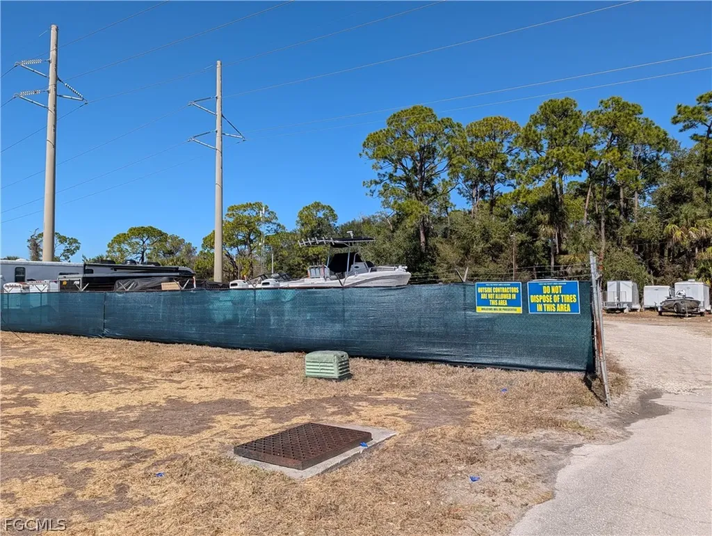 807 Holly Berry Court North Fort Myers FL 33917