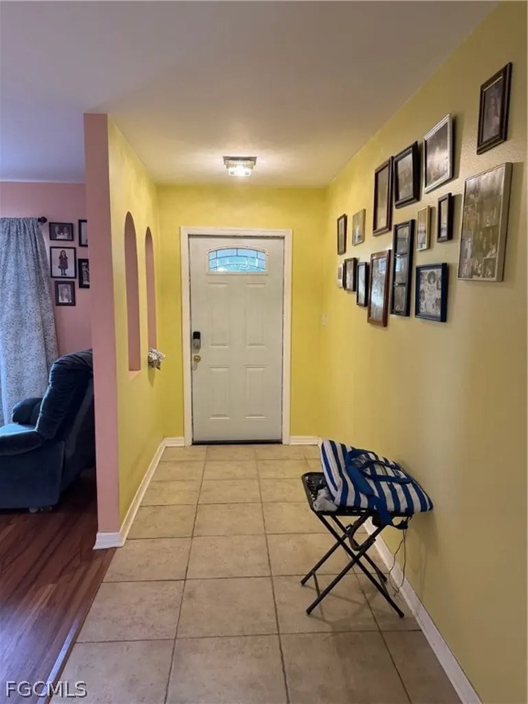 557 Ridgewood Street NW Port Charlotte FL 33952