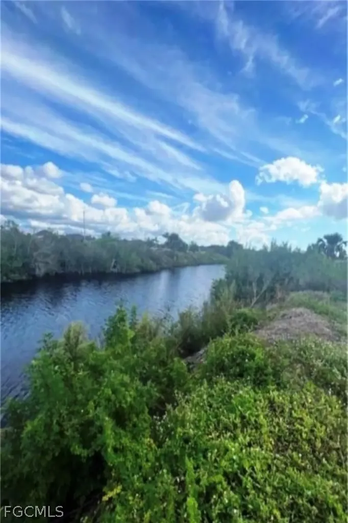 4027 NW 38th Avenue Cape Coral FL 33993