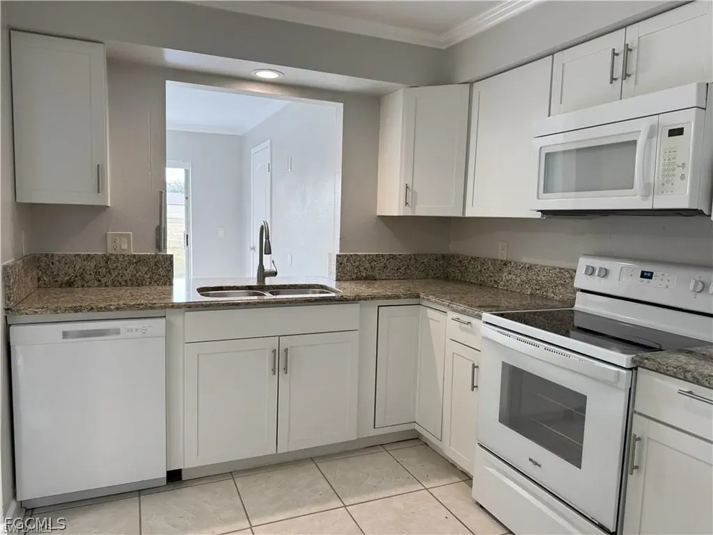4402-4404 Santa Barbara Boulevard Cape Coral FL 33914