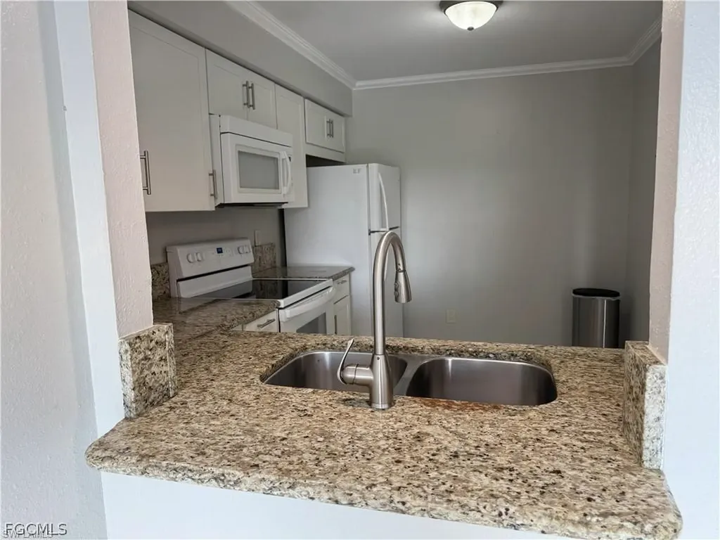 4402-4404 Santa Barbara Boulevard Cape Coral FL 33914