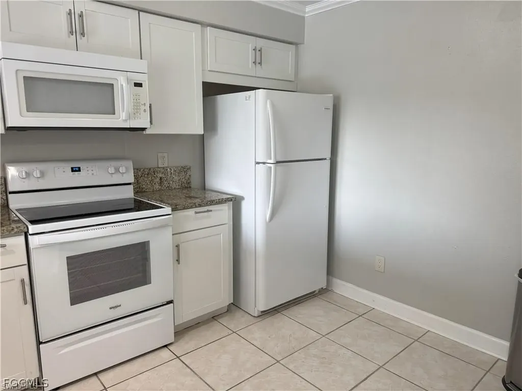 4402-4404 Santa Barbara Boulevard Cape Coral FL 33914