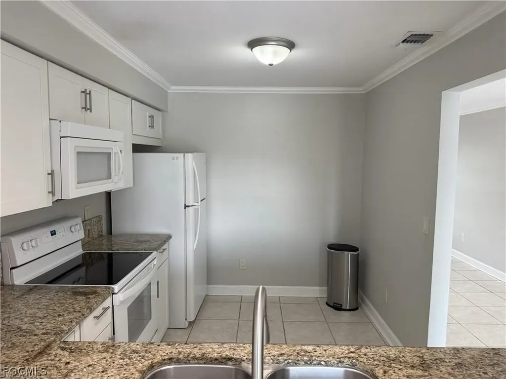 4402-4404 Santa Barbara Boulevard Cape Coral FL 33914