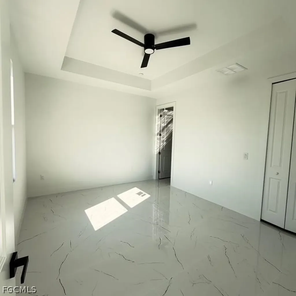 213-215 W 12th Street Lehigh Acres FL 33972