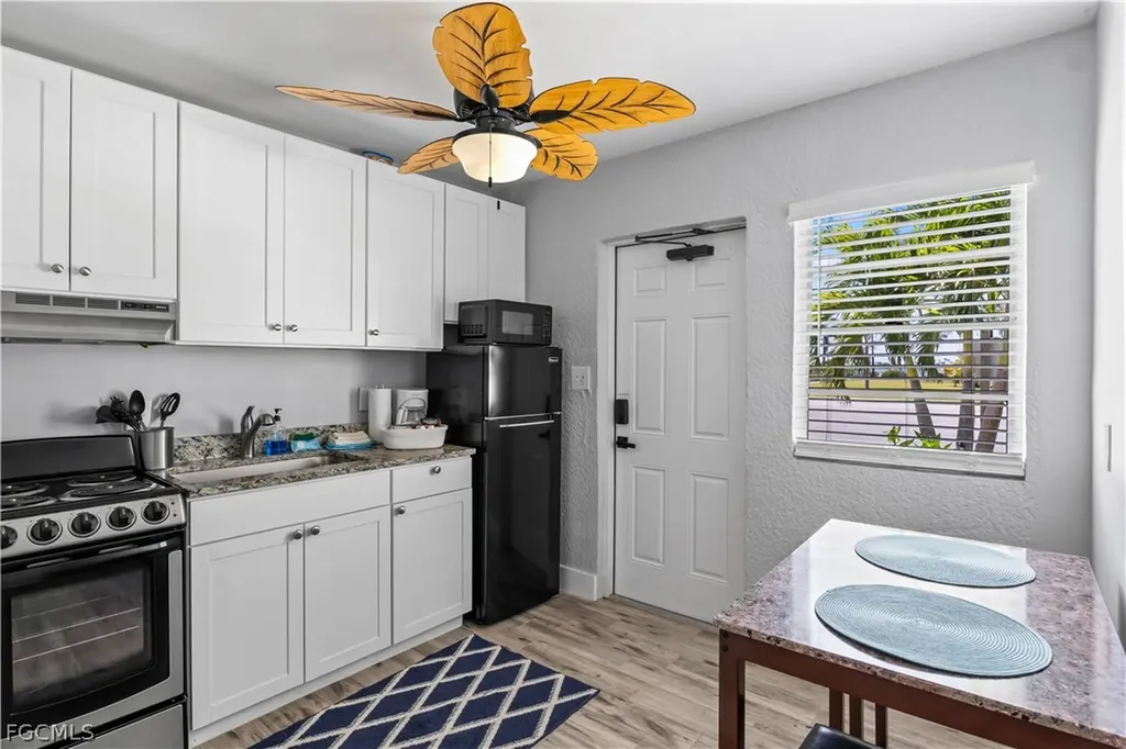 12200/12210 Shoreview Drive Cape Coral FL 33993