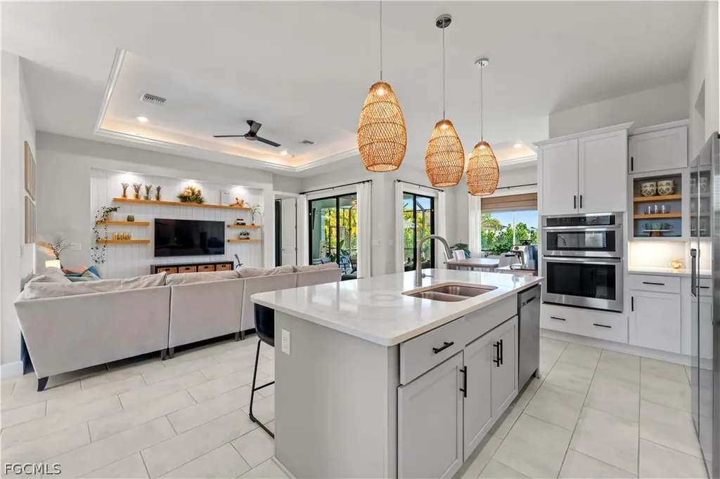 427 NW 37th Avenue Cape Coral FL 33993
