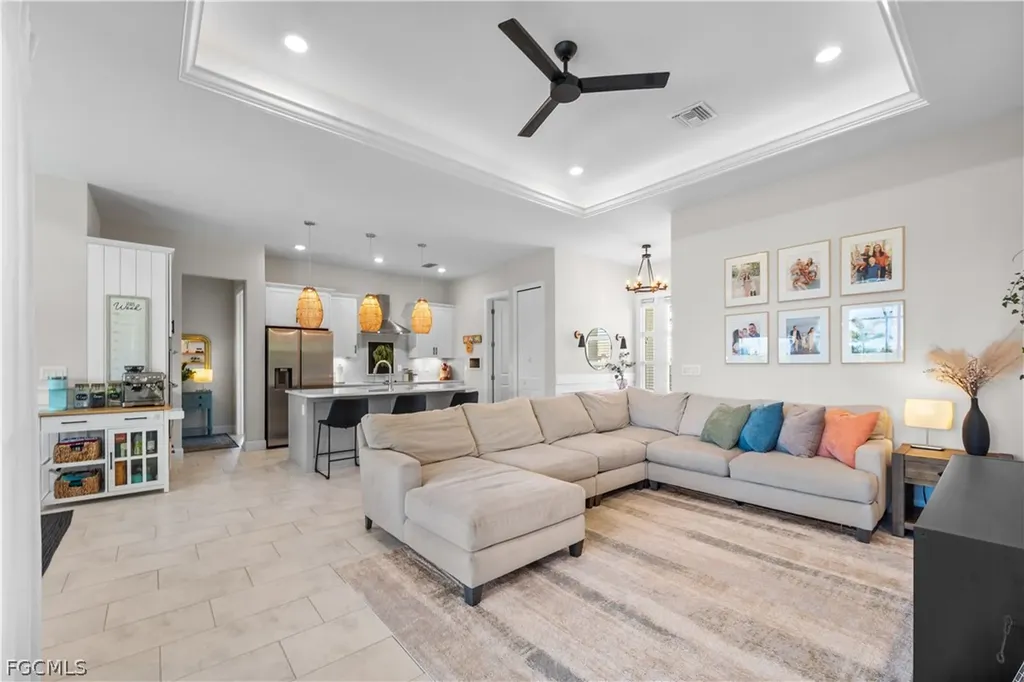 427 NW 37th Avenue Cape Coral FL 33993