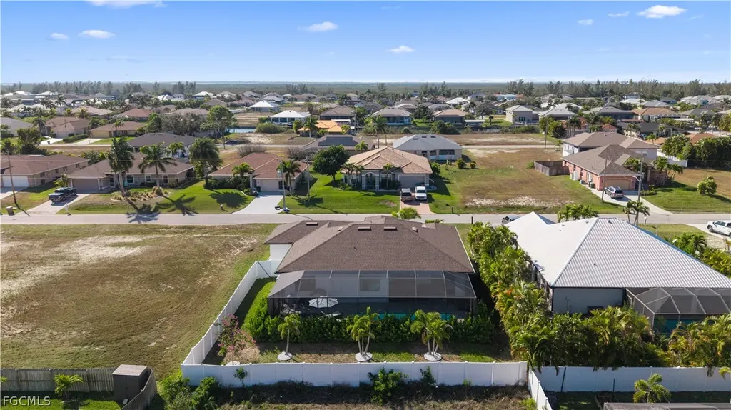 427 NW 37th Avenue Cape Coral FL 33993