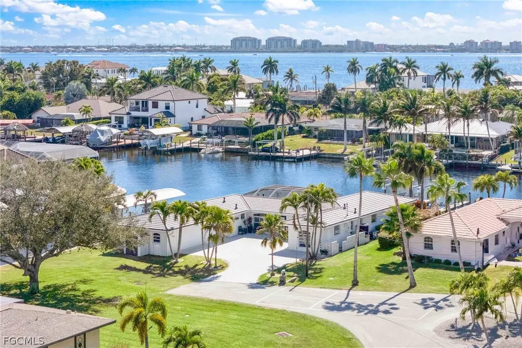 5374 Cobalt Court Cape Coral FL 33904