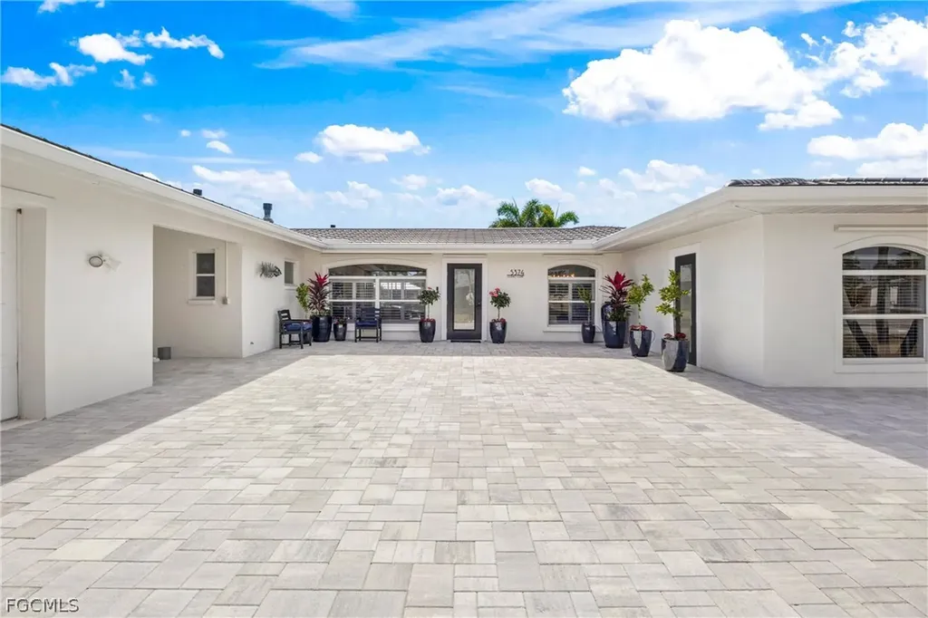 5374 Cobalt Court Cape Coral FL 33904