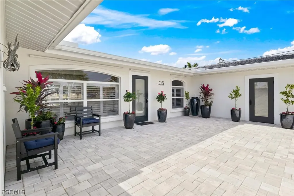5374 Cobalt Court Cape Coral FL 33904