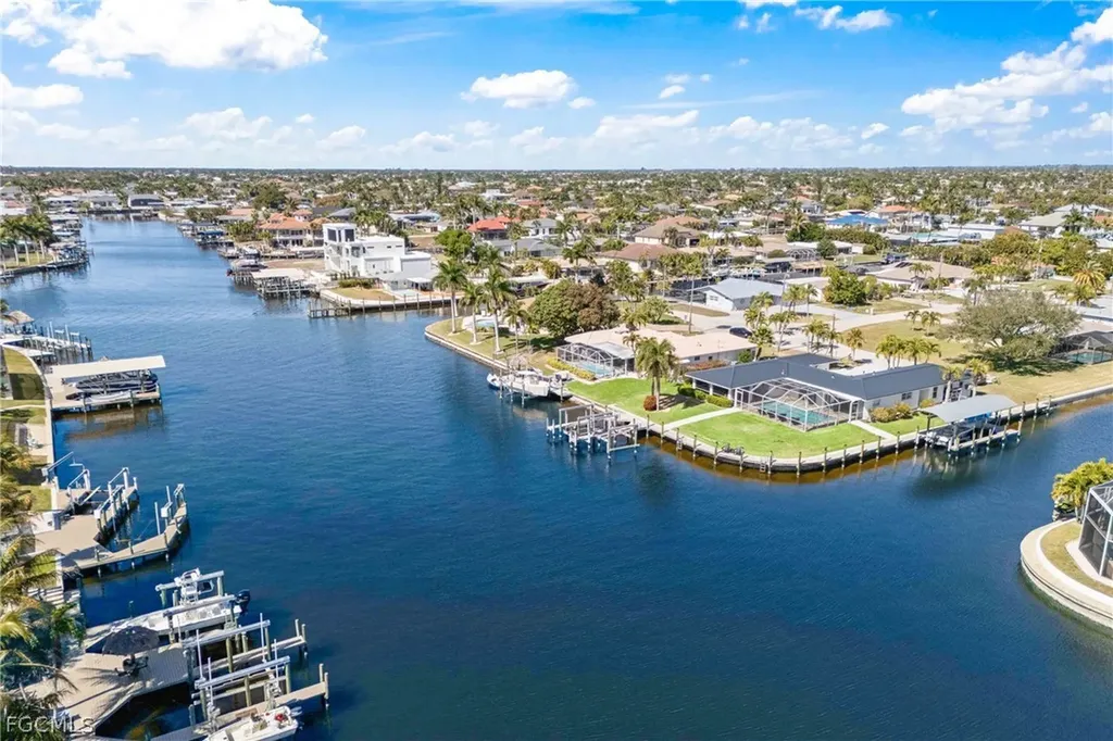 5374 Cobalt Court Cape Coral FL 33904