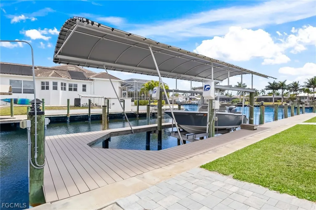 5374 Cobalt Court Cape Coral FL 33904