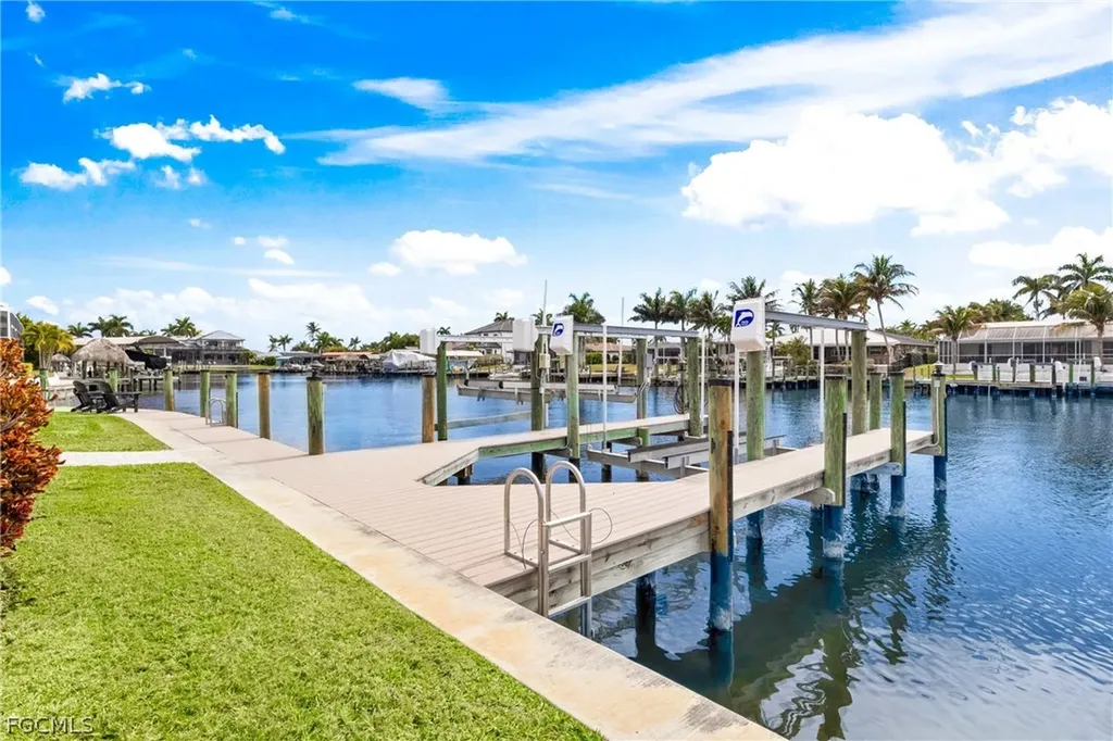 5374 Cobalt Court Cape Coral FL 33904