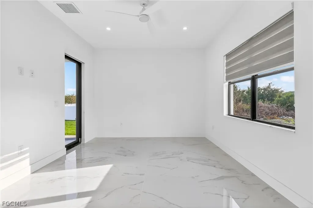 4107 16th Street SW Lehigh Acres FL 33976