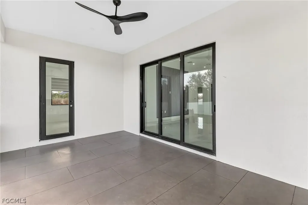 4107 16th Street SW Lehigh Acres FL 33976