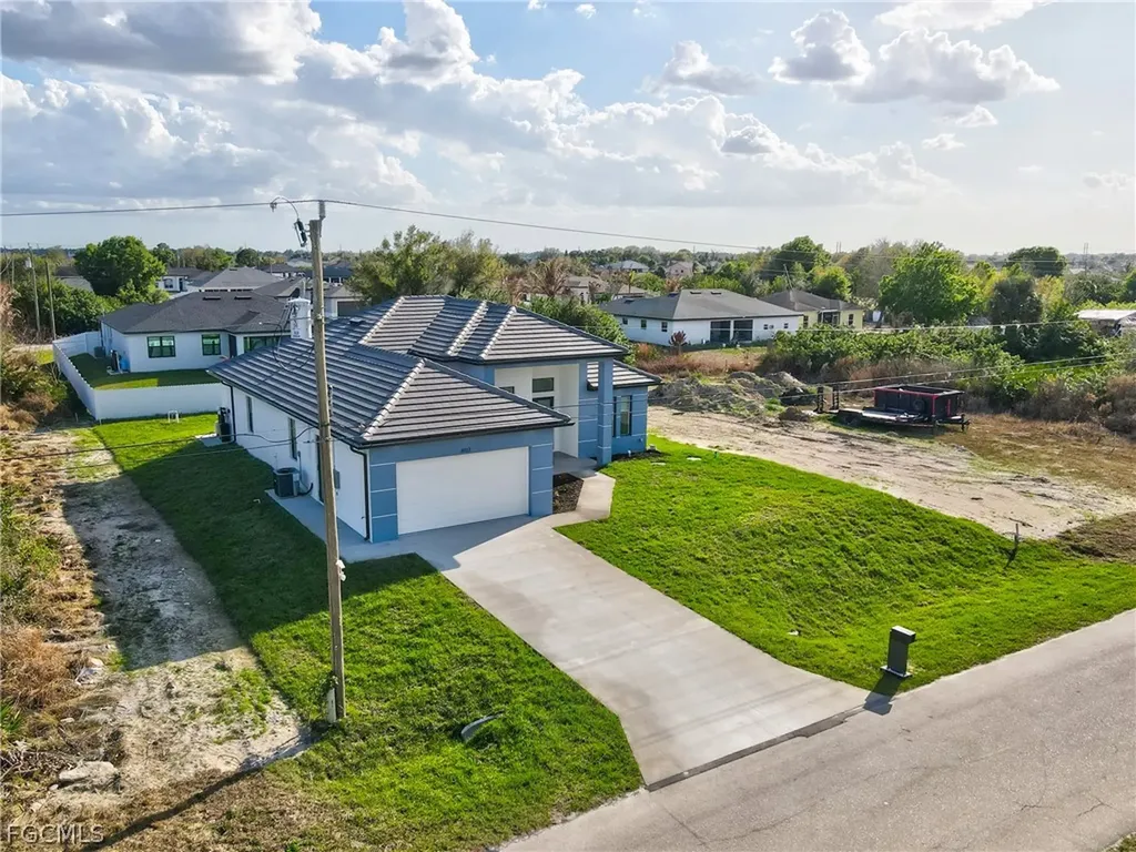 4107 16th Street SW Lehigh Acres FL 33976