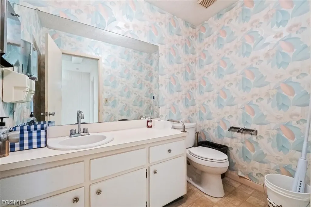 401 S W C Owen Avenue Clewiston FL 33440