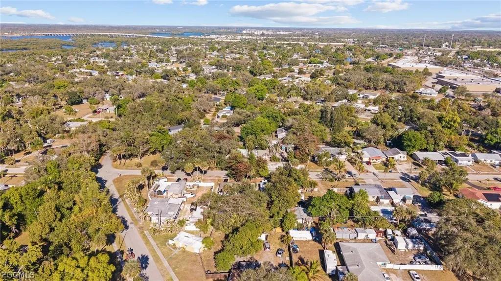 260 Delray Avenue Fort Myers FL 33905