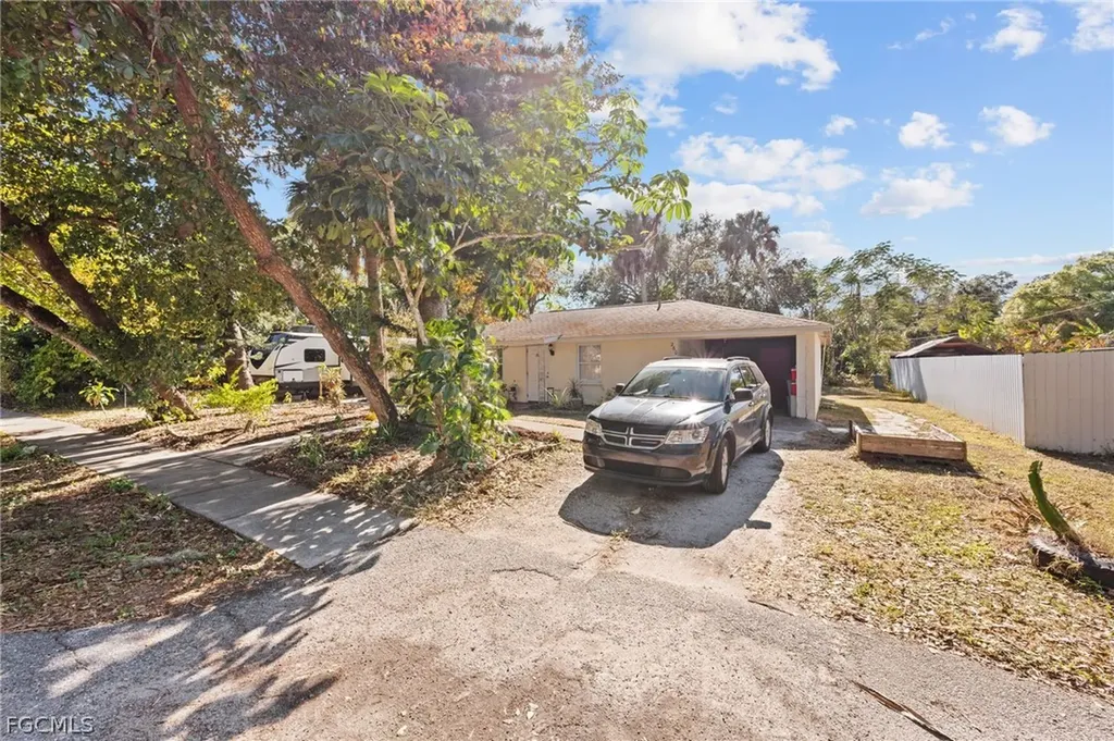 260 Delray Avenue Fort Myers FL 33905